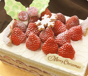 クリスマスケーキ（いちごデラックス）