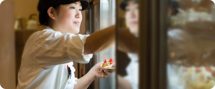 シェフのこだわり 浜松のケーキ店 デコレーション バースデーケーキ リープリング